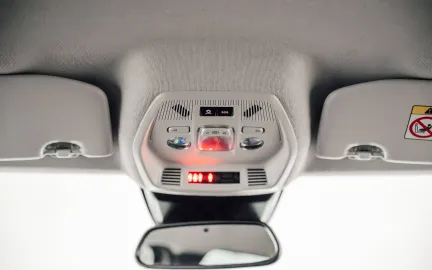 Car image 31