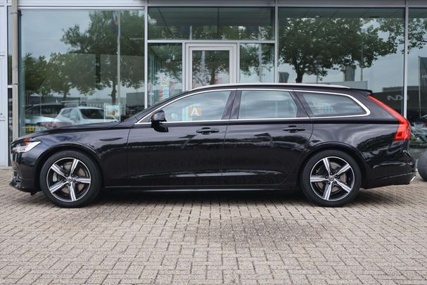 Volvo V90 T4 140 kW image number 16