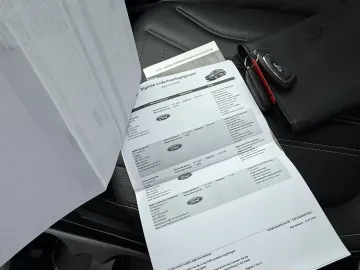 Car image 42