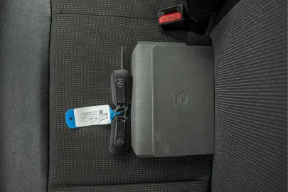 Car image 36