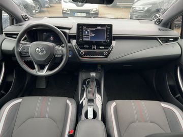 Car image 9