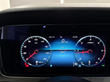 Car image 38
