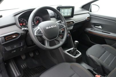 Car image 21