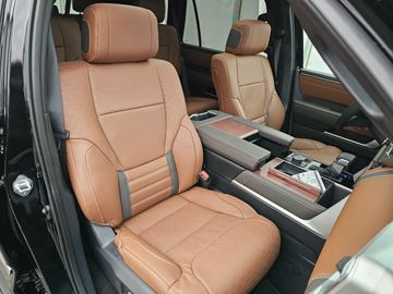 Car image 48