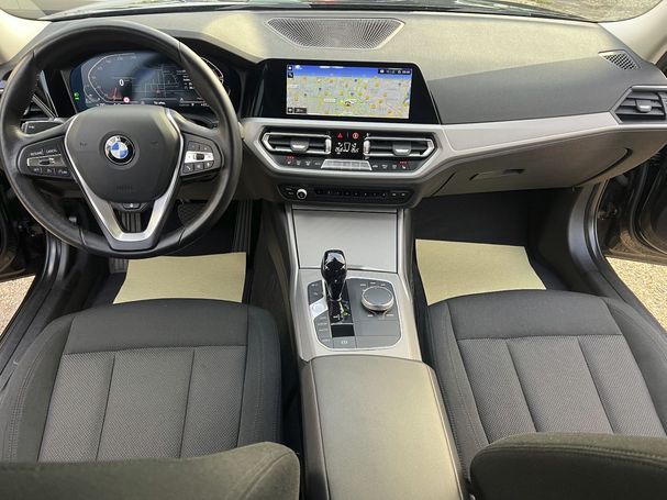 BMW 320d Advantage 140 kW image number 12