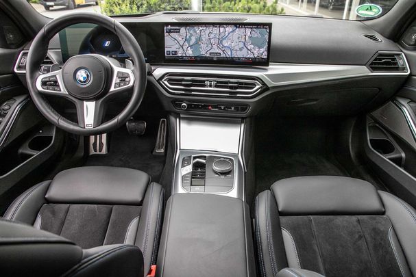 BMW 330 e 215 kW image number 5