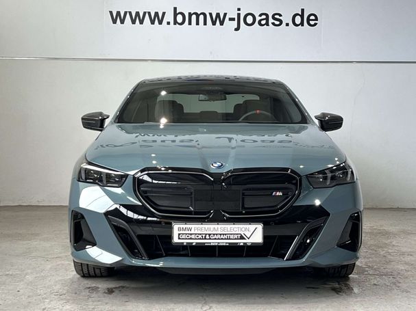 BMW i5 M60 xDrive 442 kW image number 2