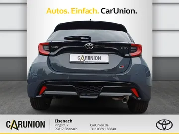 Car image 5