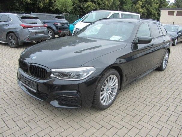 BMW 530d Touring xDrive 195 kW image number 1