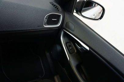 Car image 48