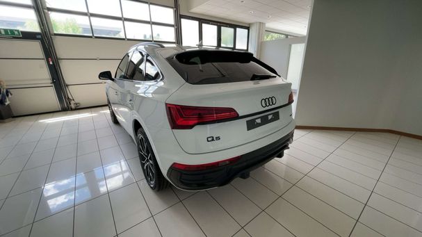 Audi Q5 40 TDI quattro S-line Sportback 150 kW image number 3