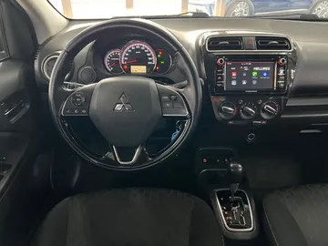 Car image 37