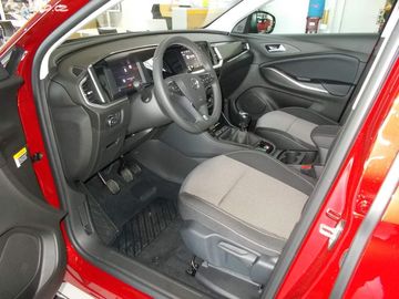 Car image 12