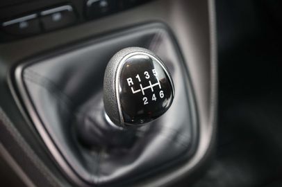 Car image 31