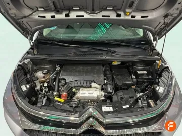 Car image 22