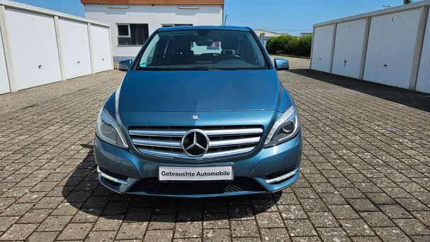 Mercedes-Benz B 200 BlueEFFICIENCY 115 kW image number 3