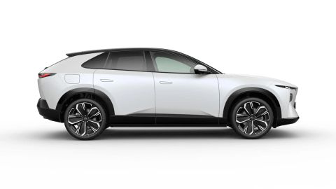 Car image 2