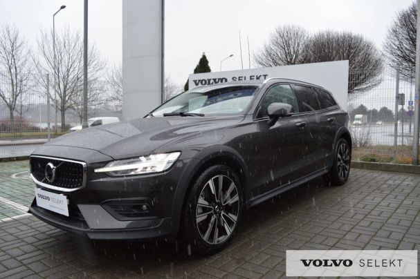 Volvo V60 Cross Country AWD 184 kW image number 2