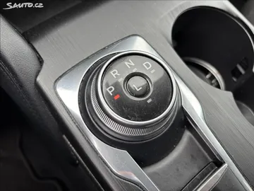 Car image 36