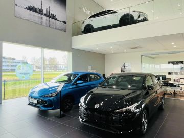 Car image 41