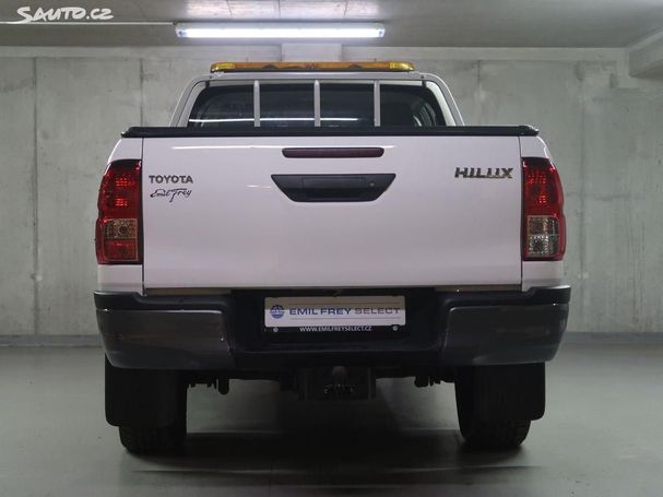 Toyota Hilux D 2.4 4D 110 kW image number 6