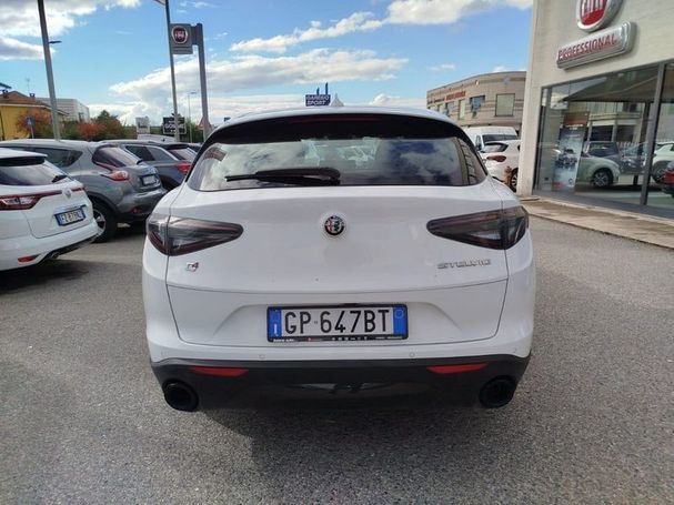 Alfa Romeo Stelvio 2.2 Diesel AT8 Q4 154 kW image number 6