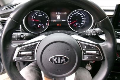 Car image 39