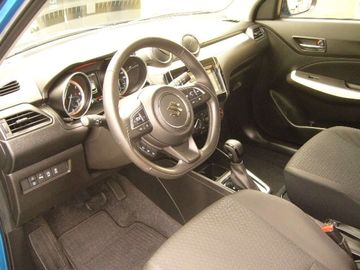 Car image 12