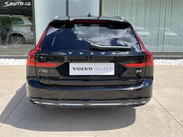 Volvo V90 B4 145 kW image number 12