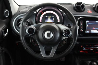 Car image 33