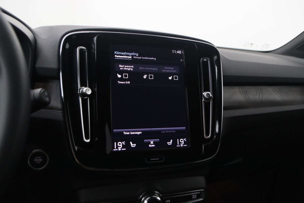 Volvo XC40 Recharge T4 Plus Dark 155 kW image number 28