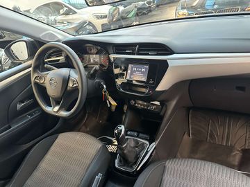 Car image 32