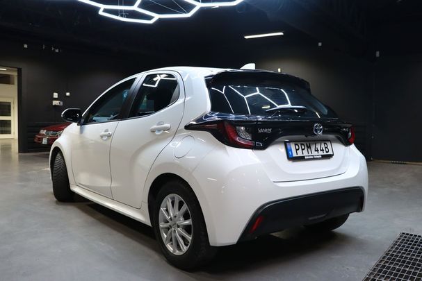 Toyota Yaris Hybrid 116 CVT 85 kW image number 2