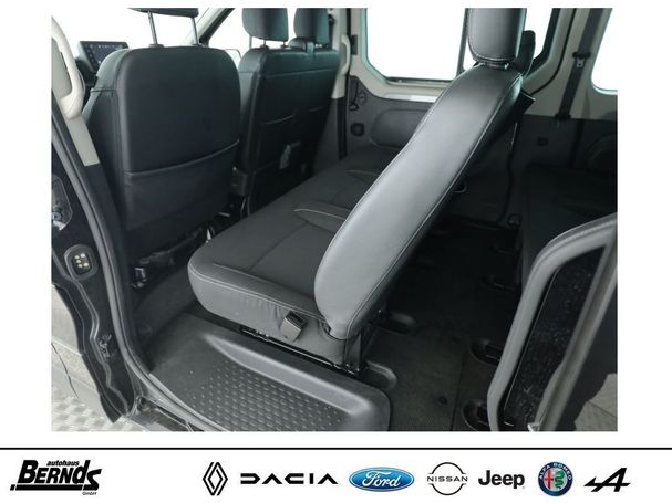 Renault Trafic Grand Blue dCi 150 Life EDC 110 kW image number 17