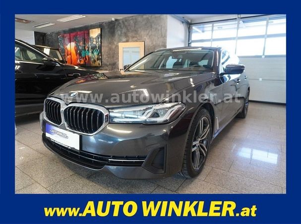 BMW 520d Touring xDrive 140 kW image number 1