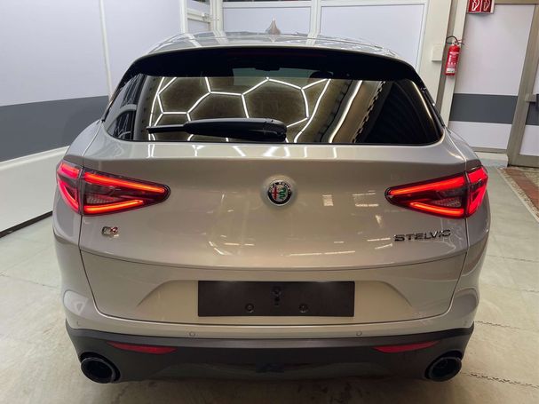 Alfa Romeo Stelvio 2.2 Diesel 16V 154 kW image number 4