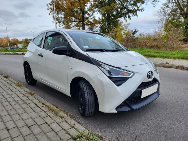 Toyota Aygo 53 kW image number 1