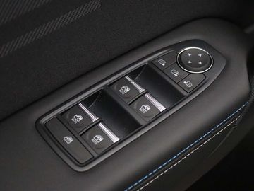 Car image 33