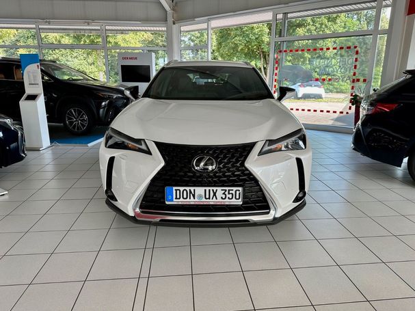 Lexus UX 250h 135 kW image number 3