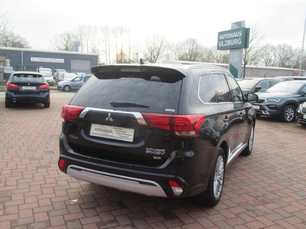 Mitsubishi Outlander 4WD 165 kW image number 10