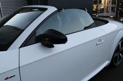 Car image 31