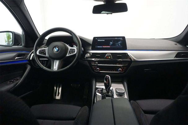 BMW 520d Touring xDrive 140 kW image number 5