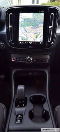 Volvo XC40 120 kW image number 18