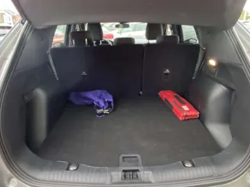 Car image 45