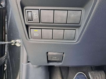 Car image 31