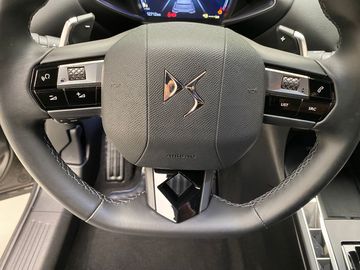 Car image 30