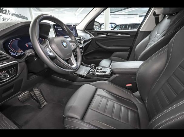 BMW X3 xDrive30i 180 kW image number 4