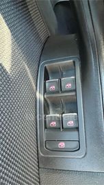 Car image 33