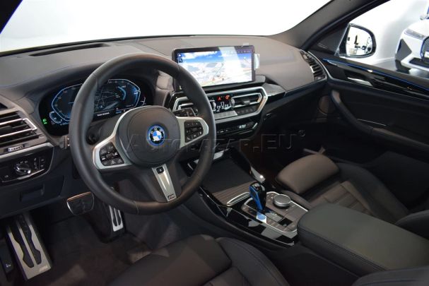 BMW iX3 210 kW image number 8