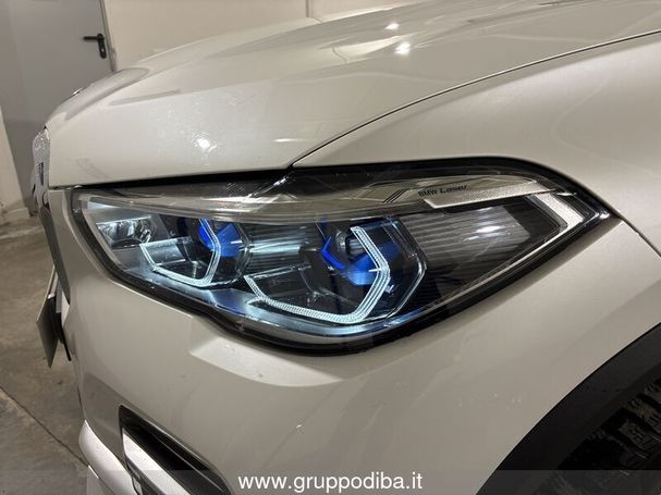 BMW X5 xDrive30d xLine 195 kW image number 9